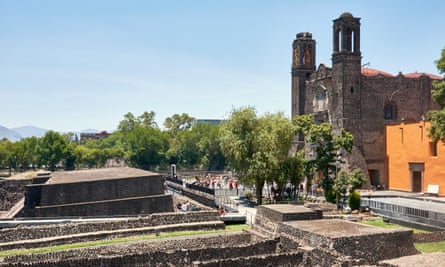 Plaza de las Tres Culturas, Mexico City