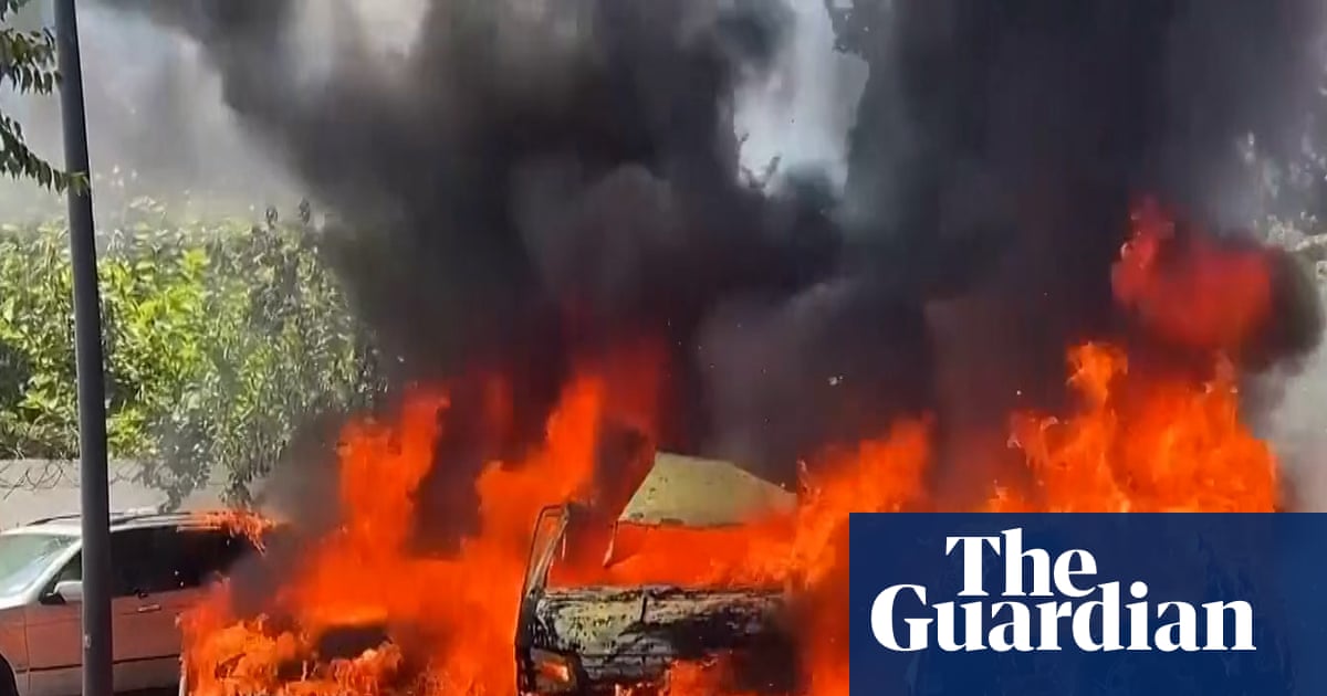 Two people killed after Israeli drone strike on car in Sidon – video