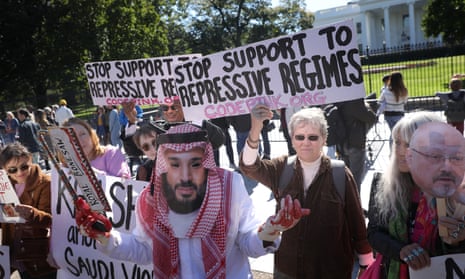 Demonstrators protest against Jamal Khashoggi’s death outside the White House. Bob Corker said the US must make its own ‘independent, credible’ determination on what happened.