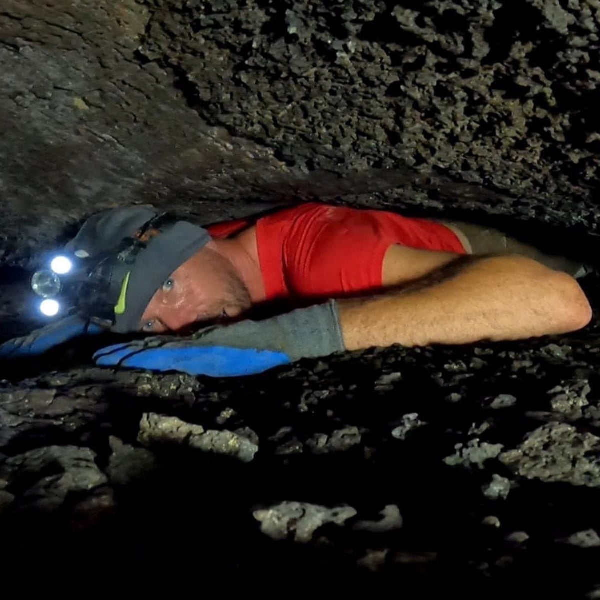 The extreme cavers: don’t watch these videos if you’re