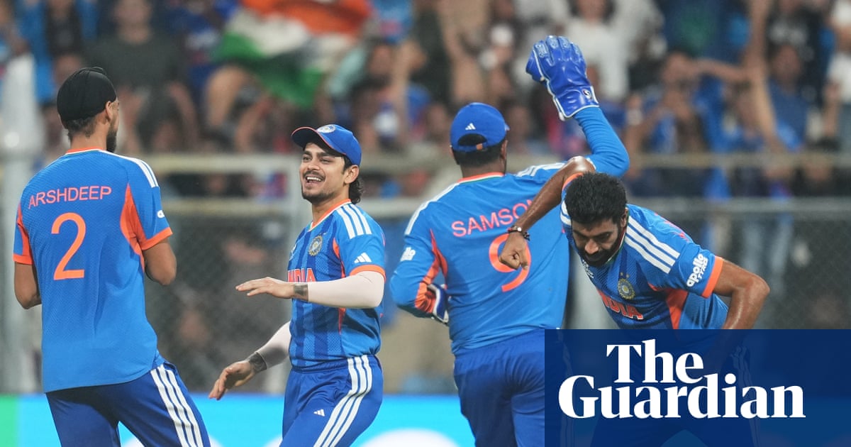 India hold off brave England and brilliant Bethell to reach T20 World Cup final