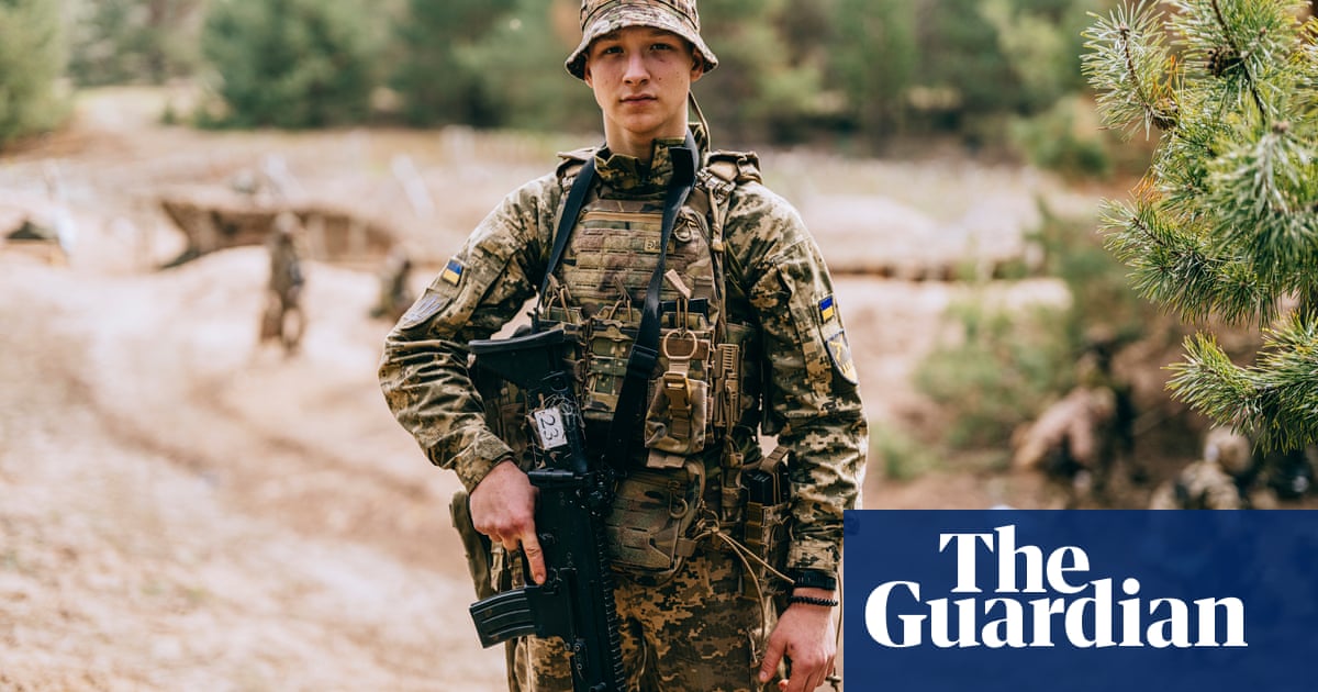 I know I might not come back': the young Ukrainians enlisting early to fight Russia