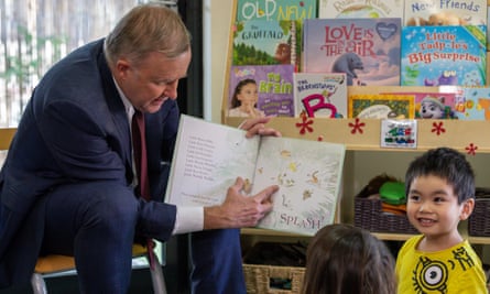 Leader of the Opposition Anthony Albanese reads a book during a tour of Goodstart Early Learning in Canning Vale, Perth, Friday, March 5, 2021. (AAP Image/Richard Wainwright) NO ARCHIVING