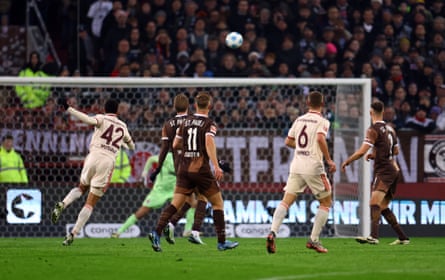 Jamal Musiala lets fly from distance to score the winning goal for Bayern Munich.