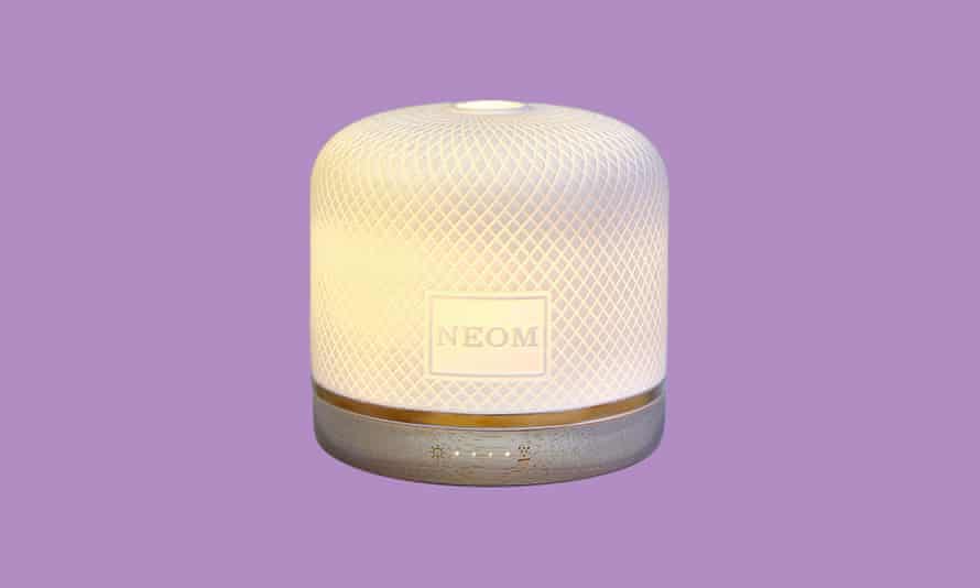 Neom wellbeing pod luxe diffuser.