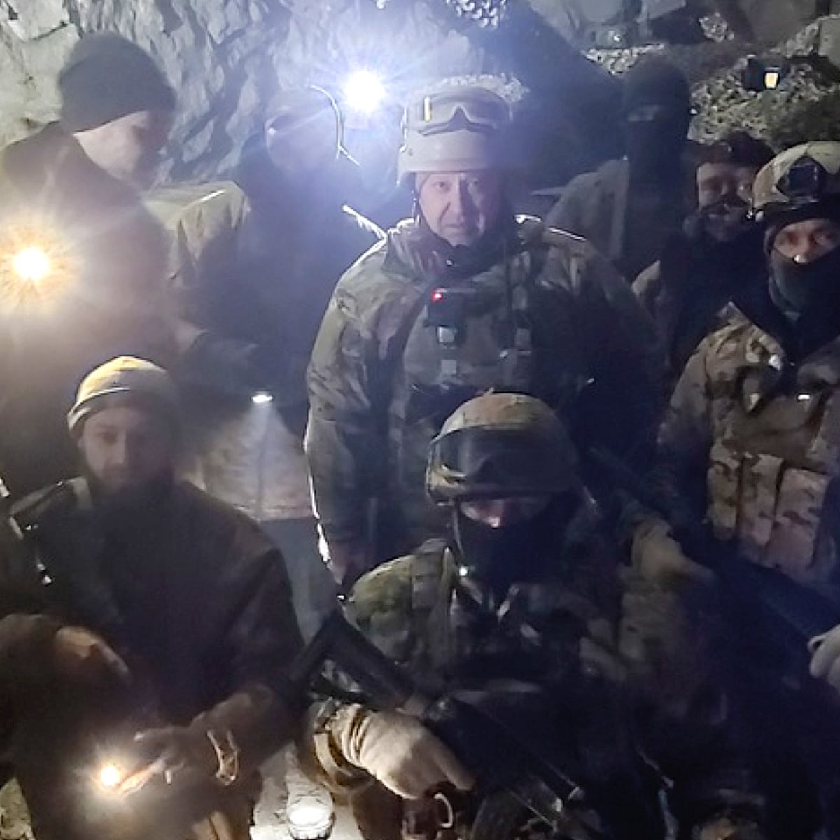 Șeful grupului Wagner din Rusia spune că trupele sale au preluat controlul asupra Soledar | Ucraina | The Guardian