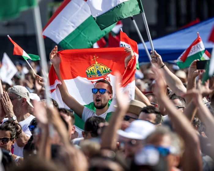 Tens of thousands to attend rival rallies as Hungary’s election campaign kicks off