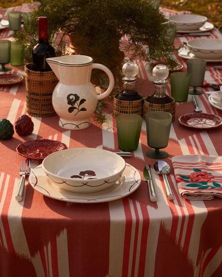 Tableware and tablecloth from the Zara Home x Cabana collection.