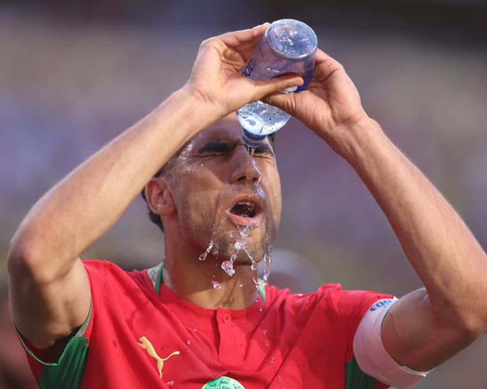 World Cup matches played in potentially dangerous heat as players’ union makes climate warning