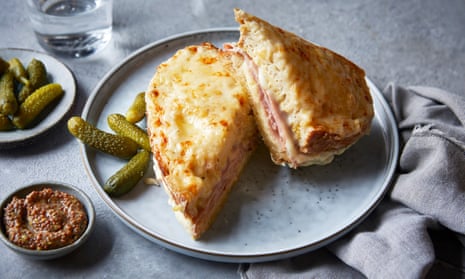 Bechamel Sauce Ham And Cheese Toast Easy Croque Monsieur Recipe