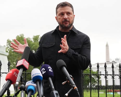 Volodymyr Zelenskyy speaking near the White House after the meetings with Donald Trump and European leaders