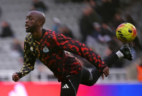 Newcastle United's Yoane Wissa during the warm up