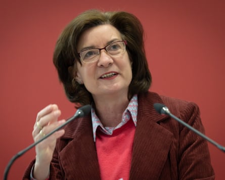 Eluned Morgan making a speech