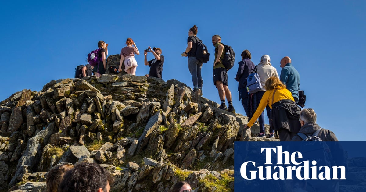 The great Snowdon queue-skipping row – is it really OK to jump the line if you’re not taking a selfie?
