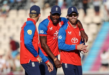 Inglaterra contra India: quinto partido internacional de T20 masculino comienza con retraso