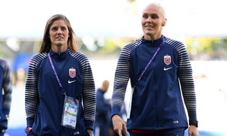 Maren Mjelde (left) and Maria Thorisdóttir play together at Chelsea and the Norwegian defensive pair will know all about England’s forward line.