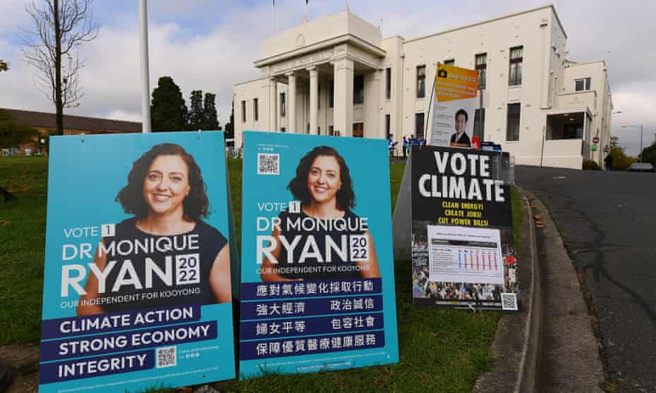 Posters for the independent candidate in Kooyong, Monique Ryan