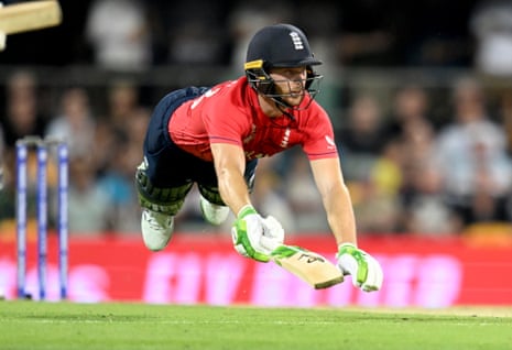 T20 World Cup Super 12s: England v New Zealand – live | T20 World Cup 2022 4 Jos Buttler of England dives for his crease but is run out.