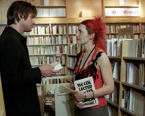 2004, ETERNAL SUNSHINE OF THE SPOTLE<br>JIM CARREY & KATE WINSLET Character(s): Joel Barish & Clementine Kruczynski Film 'ETERNAL SUNSHINE OF THE SPOTLESS MIND' (2004) Directed By MICHAEL GONDRY 19 March 2004 SSC8574 Allstar/FOCUS FEATURES **WARNING** This Photograph is for editorial use only and is the copyright of FOCUS FEATURES and/or the Photographer assigned by the Film or Production Company & can only be reproduced by publications in conjunction with the promotion of the above Film. A Mandatory Credit To FOCUS FEATURES is required. The Photographer should also be credited when known. No commercial use can be granted without written authority from the Film Company.