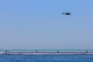 Australian Clearance Diving Team One searching for the unexploded bomb in the vicinity of Elizabeth Reef.