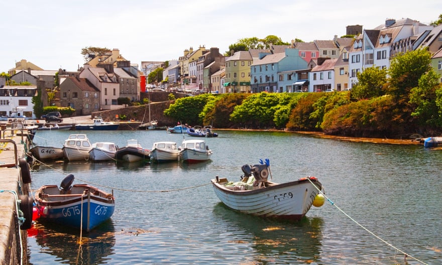 Roundstone harbour, County Galway.