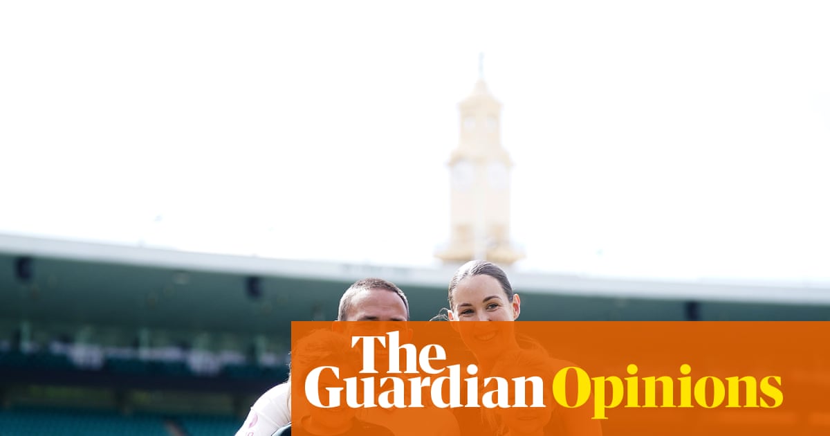 Reluctant trailblazer Khawaja confronts racial stereotypes before Sydney farewell | Taha Hashim