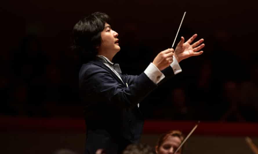 Kazuki Yamada conducting the City of Birmingham Symphony Orchestra.