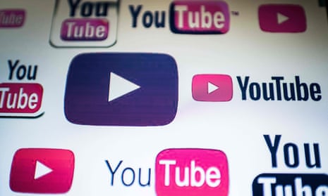 YouTube is to be blocked for a month in Egypt over a film denigrating Islam.