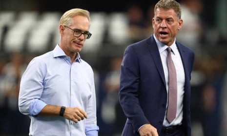 Joe Buck and Troy Aikman have a long-standing broadcasting partnership