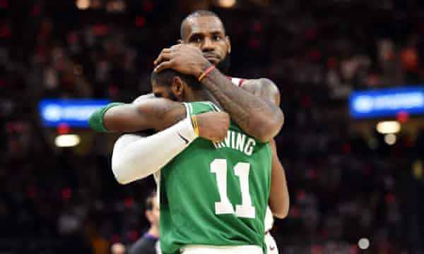 Celtics Gordon Hayward Suffers Horrific Injury As Cavaliers Win Nba Opener Nba The Guardian