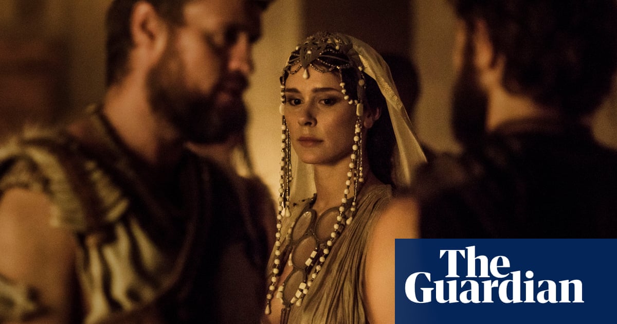 Troy Fall Of A City Recap Series One Episode One Black Blood Television Radio The Guardian