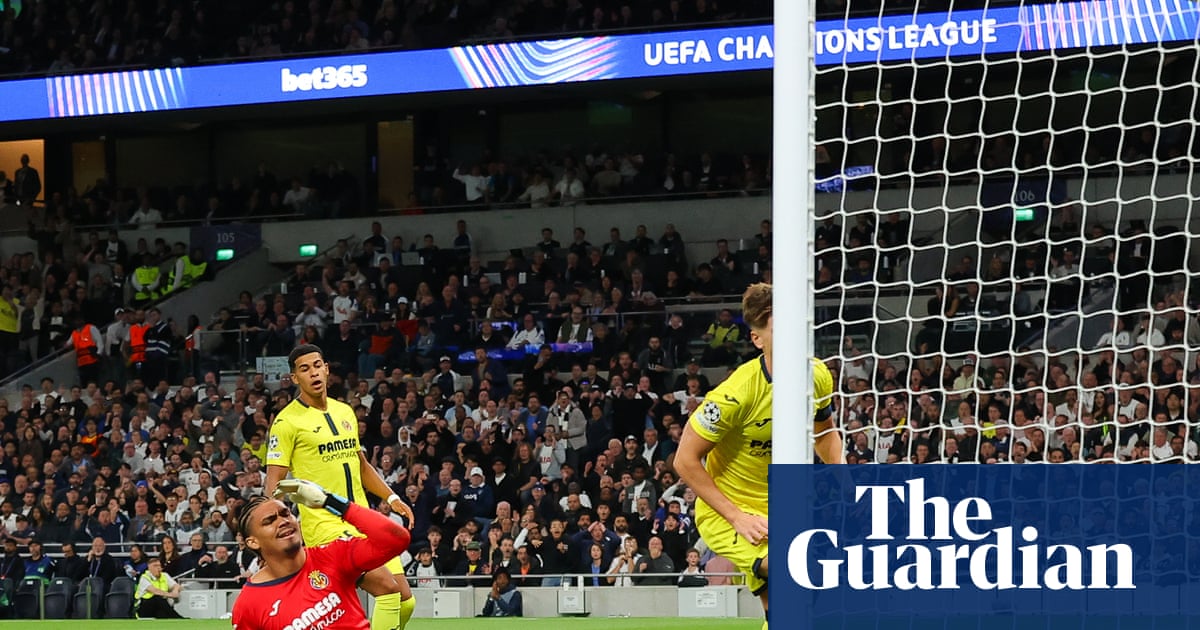 Luiz Junior howler hands Spurs win over Villarreal in nervy elite debut for Frank