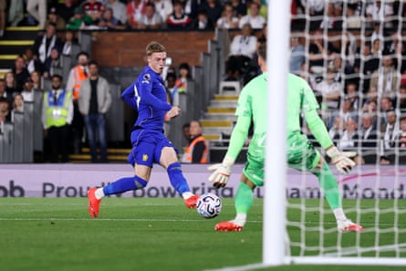 Cole Palmer scores Chelsea’s third goal.