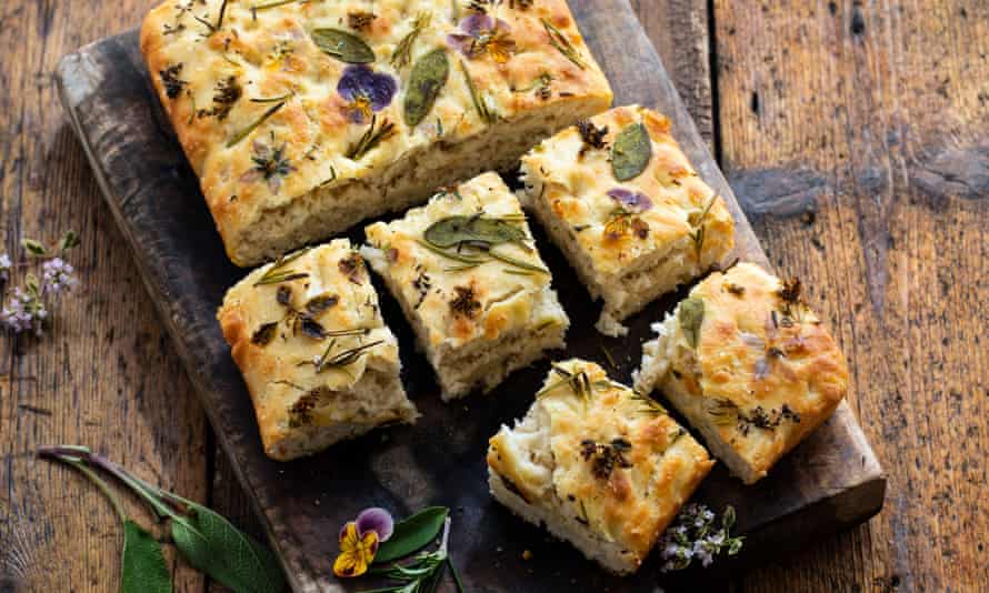 Freshly baked foccacia – you can also knead flowers into pizza dough.
