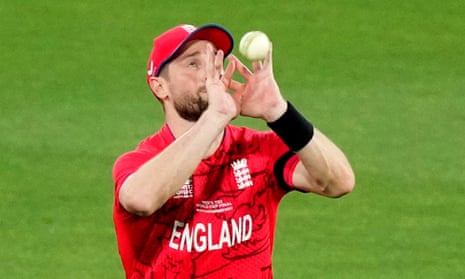Chris Woakes of England takes a catch to dismiss Shadab Khan of Pakistan