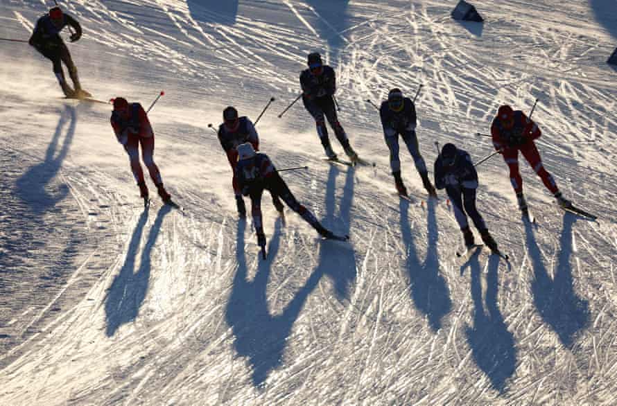 The women in action during the team sprint classic cross-country final.
