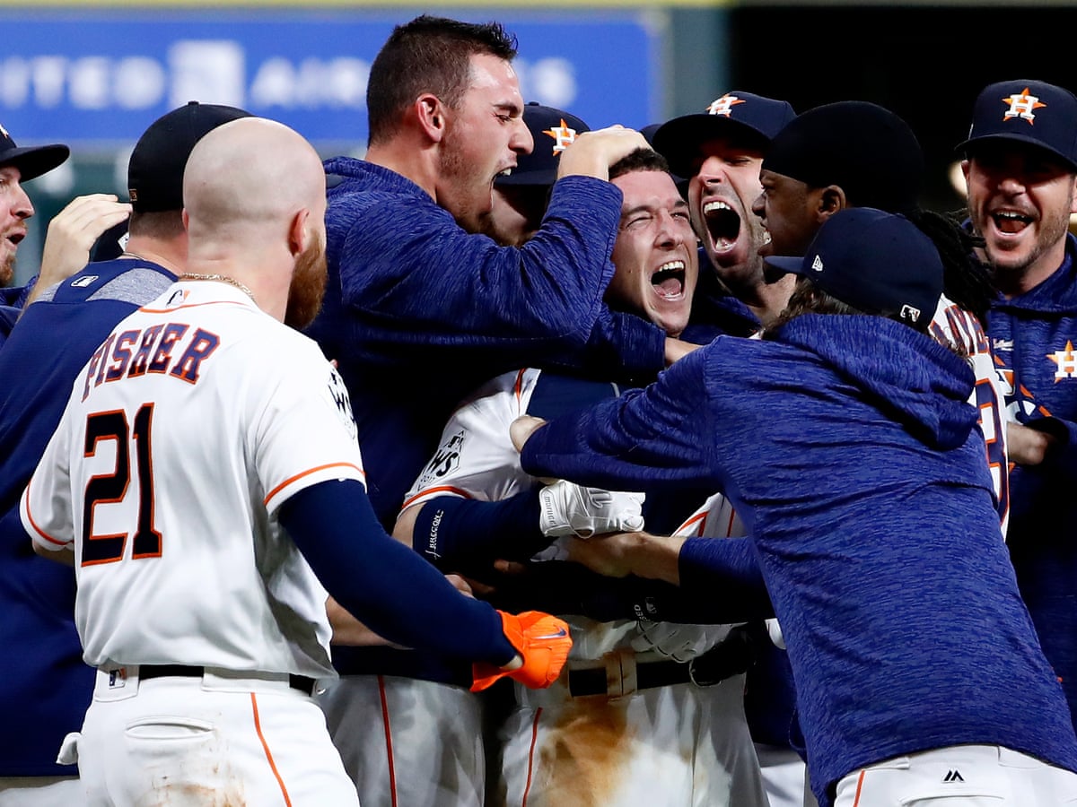 World Series Fast Turning Into Classic As Astros Beat Dodgers