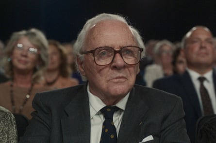 Anthony Hopkins plays the adult Sir Nicholas Winton in One Life.