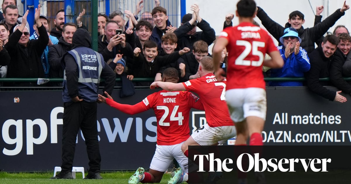 Wycombe bring class to avoid FA Cup slip at Wealdstone with 11th straight win