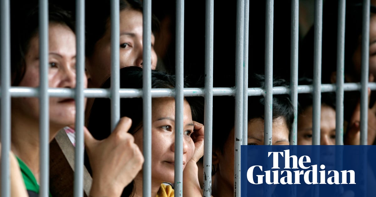 Experts warn of global crisis' as number of women in prison nears one million
