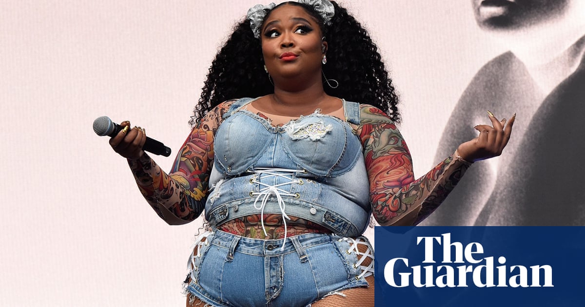Lizzo is 100% that bitch … but can she trademark it?