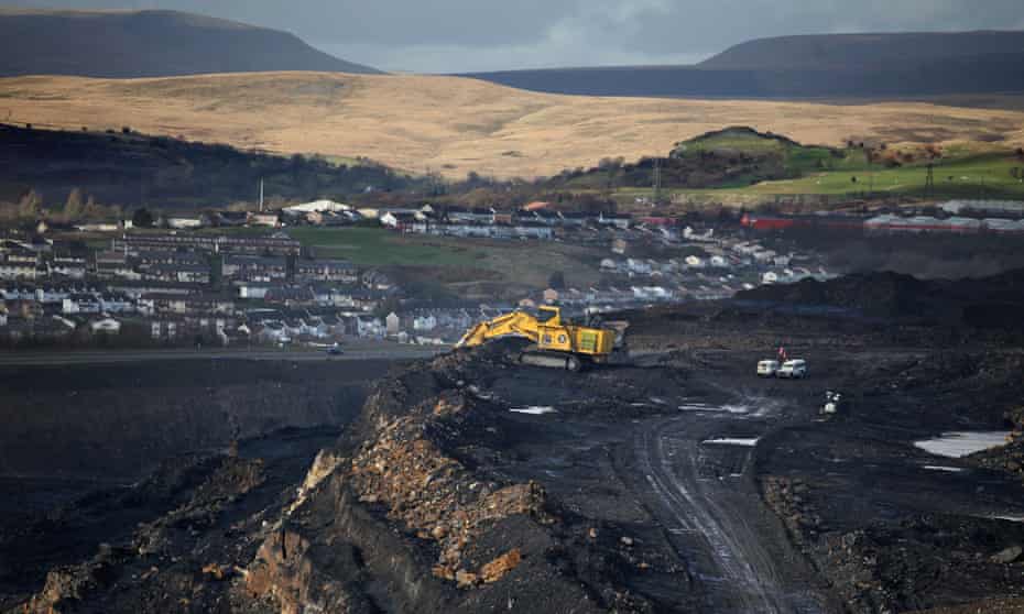 The Ffos-y-fran opencast mine, near Merthyr Tydfil in south Wales, is about halfway through extracting 11m tonnes of coal.