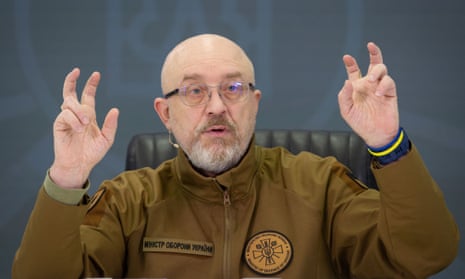 El ministro de Defensa ucraniano, Oleksii Reznikov, es el último alto funcionario ucraniano en ser reemplazado en una campaña contra la corrupción.