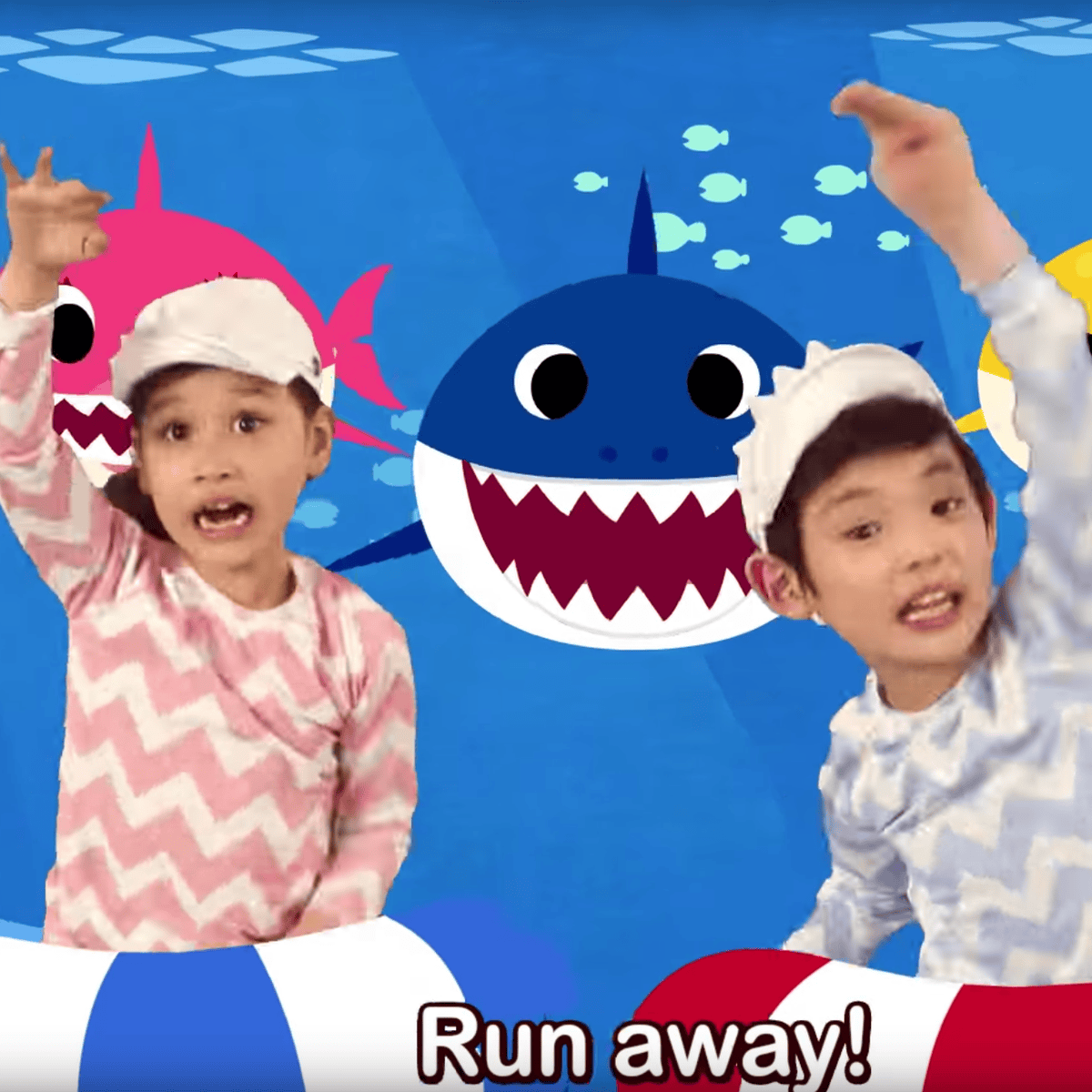 Singing baby online shark toys uk