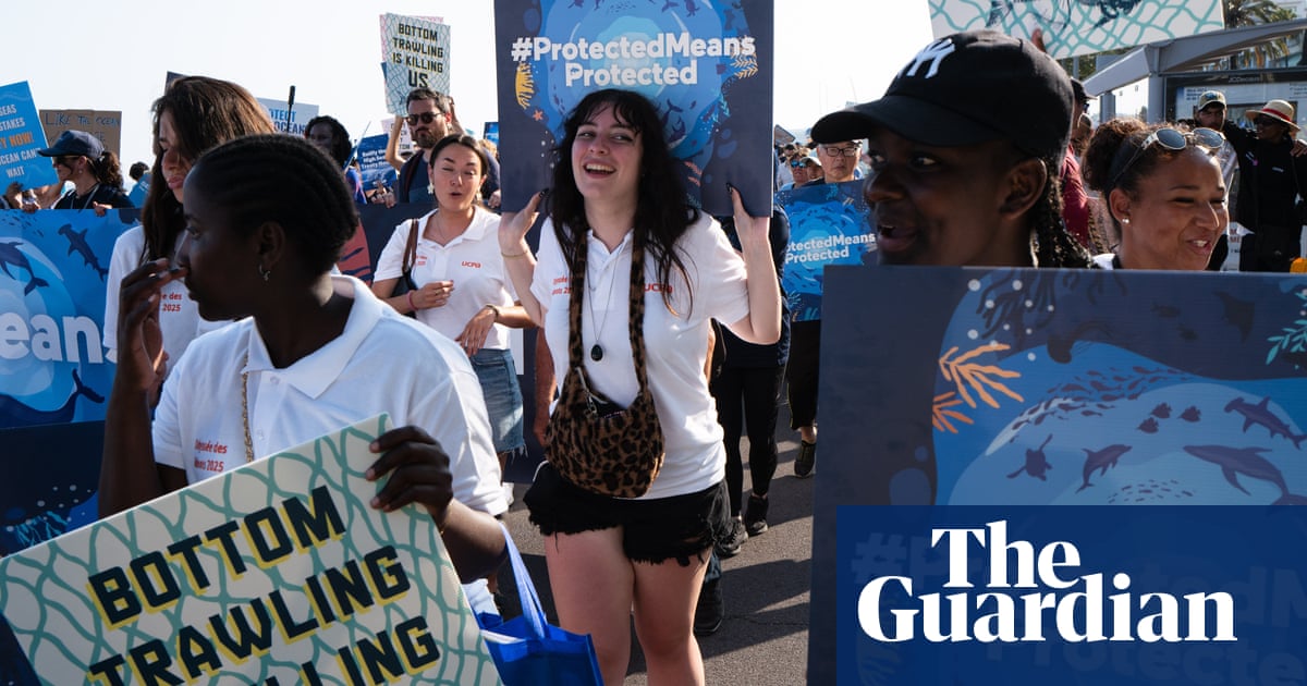 Campaigners hail plan to ban bottom trawling in half of England's protected seas