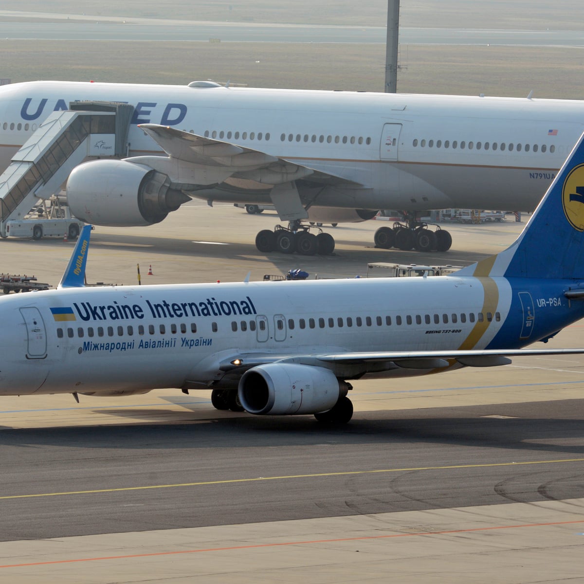 Boeing 737 800 That Crashed In Tehran Most Popular Model In Skies Business The Guardian
