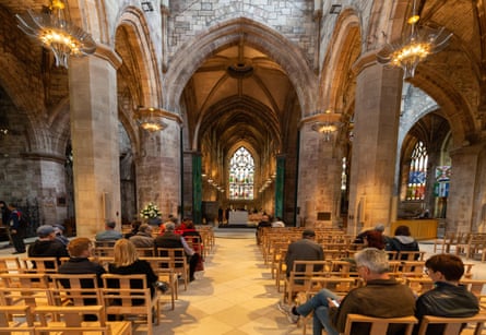 worshippers at st giles cathedral, hIgh kirk of edinburgh