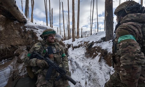Ukrainian National Guardsmen in temperatures of -15C in Kreminna, Donetsk.