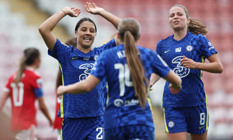 Wsl Roundup Chelsea End Manchester United S 100 Record With 6 1 Thrashing Women S Super League The Guardian