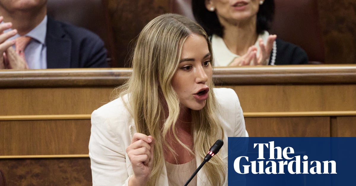 Wave of Spanish politicians edit CVs over incorrect claims of degrees and diplomas